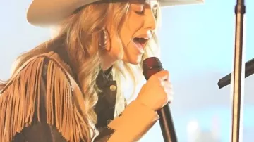 Lainey Wilson Posty’s Bar Grand Opening Black Fringe Jacket in Posty's Bar Grand Opening