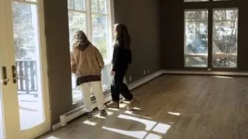 Nike Dunk Low Women's Shoes worn by Ella Gaines as seen in Fixer Upper: Colorado Mountain House (S01E01)