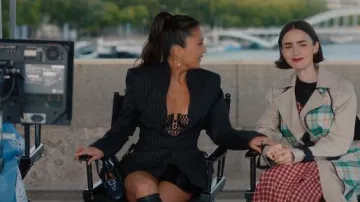 Nue Fine Jewelry Collier Diamant Heavenly en or porté par Mindy Chen (Ashley Park) tel que vu dans Emily in Paris (S05E06)