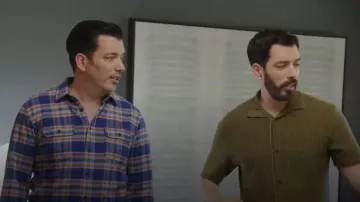 Faherty Legend™ Sweater Shirt Navy worn by Jonathan Scott as seen in Celebrity IOU (S11E01)