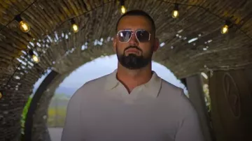 Scalpers Seamless ls Polo worn by Charlie as seen in First Dates Beach Club (S01E01)