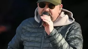 Jason Aldean NYE Live Jacket in Jason Aldean - Whiskey Drink (Live From CMA Fest 2025)