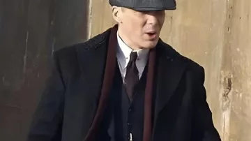 Thomas Shelby Peaky Blinders Black Coat of Thomas Shelby (Cillian Murphy) as seen in Peaky Blinders