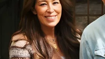 Joanna Gaines Fixer Upper Colorado Mountain House 2025 Brown Cardigan