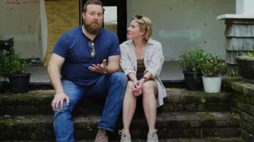 Pomander Place Tan Stripe Adair Boyfriend Shirt worn by Erin Napier as seen in Home Town (S10E01)