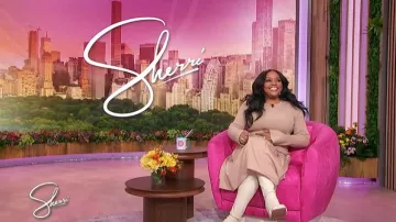 Dh New York Meryl Pleated Maxi Dress worn by Sherri Shepherd as seen in Sherri on  January 6, 2026
