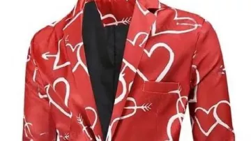 Valentine’s Day Hearts Printed Blazer In Red