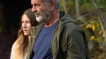 Hunting Season Mel Gibson Green Hooded Jacket