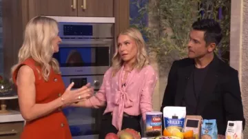 Veronica Beard Jessup Vest worn by Wendy Bazilian as seen in LIVE with Kelly and Mark on January 5, 2026