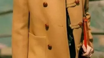 Brown Wool Coat worn by (Kim Minha) in Typhoon Family