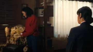 & Fille Balla à col rond portée par Anna Andrews (Tessa Thompson) telle que vue dans HIS & HERS (S01E05)