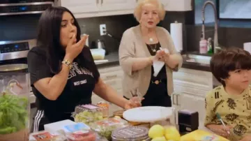 Adidas Adicolor Classic Firebird Loose Track Pants worn by Mercedes Javid as seen in The Valley: Persian Style (S01E01)