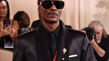 83rd Annual Golden Globe Awards Snoop Dogg Black Blazer in Snoop Dogg Presents Best Podcast | 83rd Annual Golden Globes