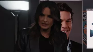 Rag & Bone Black The Knit Long Sleeve T Shirt worn by Olivia Benson (Mariska Hargitay) as seen in Law & Order: Special Victims Unit (S27E09)