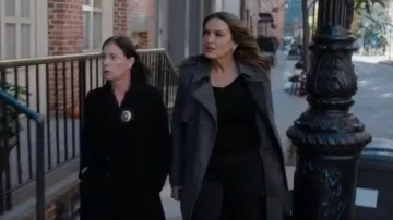 Burberry Long Wool Trench Coat worn by Olivia Benson (Mariska Hargitay) as seen in Law & Order (S25E09)