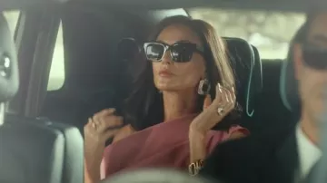 Oliver Peoples Ollice Sunglasses worn by Cami Miller (Demi Moore) as seen in Landman (S02E09)
