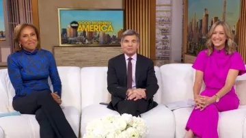 Col roulé imprimé Jason Wu porté par Robin Roberts tel que vu dans Good Morning America le 12 janvier 2026