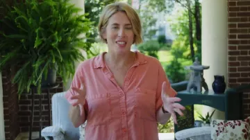 Rails Cito Shirt Rose worn by Erin Napier as seen in Home Town (S10E02)