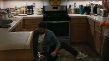 Autry Medalist Low Action Shoes worn by Ludo Radovic (Taran Killam) as seen in High Potential (S02E09)