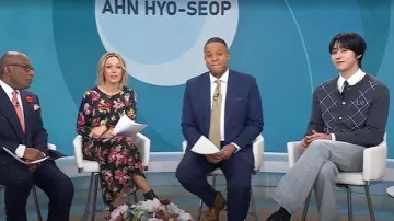 Louis Vuitton Cardigan With Pearly Embroidery worn by Ahn Hyo-seop as seen in Today on  January 13, 2026