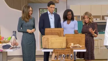 Robe-chemise Midi à ceinture de léopard Leighton d’Adam Lippes portée par Tory Johnson, telle que vue dans Good Morning America le 14 janvier 2026