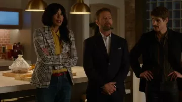 Contemporaine Crest Buttons Organic Cotton Blazer worn by Vivienne (Tamara Taylor) as seen in Wild Cards (S03E01)