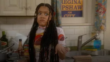 Free Cycling Retro La Francaise Diamant worn by Aaliyah (Khali Spraggins) as seen in The Upshaws (S07E05)