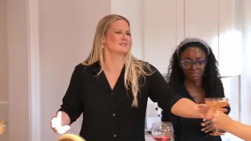 LeCroy Black Long Pajamas worn by Molly O’Connell as seen in Southern Charm (S11E07)