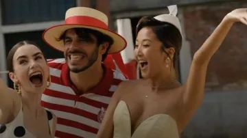 Boltenstern Embrace Montreal Leaves Necklace Long Multi Star worn by Mindy Chen (Ashley Park) as seen in Emily in Paris (S05E10)