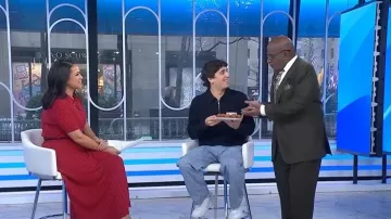 Cos Boiled Wool Zip-Up Polo Sweater worn by Marcello Hernández as seen in Today on  January 15, 2026