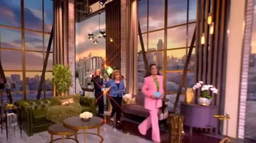 Gabriela Hearst Ianthe Flare Pant llevado por Sunny Hostin tal y como se ve en The View el 15 de enero de 2026