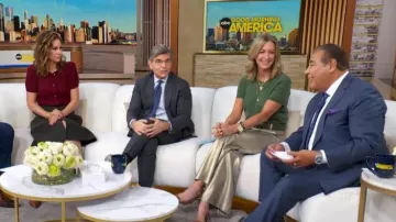 Alice + Olivia Sabine Cashmere Blend Cardigan worn by Rebecca Jarvis as seen in Good Morning America on  January 16, 2026