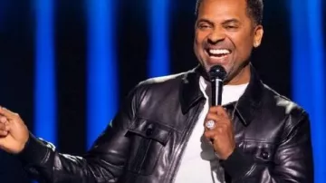Mike Epps: Delusional Mike Epps Black Leather Jacket worn by Mike Epps in Mike Epps: Delusional | Official Trailer | Netflix