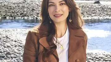 Kristin Kreuk Murder In A Small Town Brown Suede Coat worn by Cassandra Lee (Kristin Kreuk) as seen in Murder in a Small Town (S01)