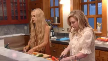 Doen White Lace Short Sleeve Top worn by Kathy Hilton as seen in The Real Housewives of Beverly Hills (S15E05)