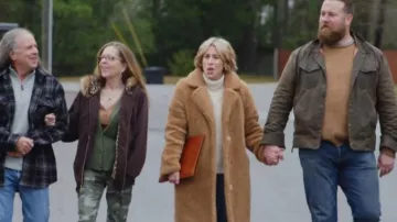 Anine Bing Sydney Sweater worn by Erin Napier as seen in Home Town (S10E03)