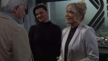 Camisa de seda de Twp The Last Fling llevada por Brooke Logan (Katherine Kelly Lang) vista en The Bold and the Beautiful el 13 de enero de 2026
