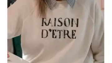 Riason D’Etre Crewneck Sweatshirt of Liz (Christa Miller) in Shrinking (S02)