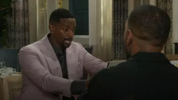 Suitsupply Purple Tailored Fit Milano Suit worn by Ted Richardson (Keith Robinson) as seen in Beyond the Gates (S02E02)