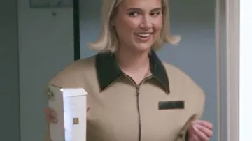 Molly-Mae Behind It All S03 Molly Mae Hague Contrasting Tan Jacket worn by (Molly-Mae Hague) in Molly-Mae: Behind It All