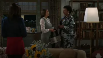 Ming Wang Abstract Floral A-Line Skirt worn by (Karan Kendrick) as seen in Beyond the Gates (S02E03)