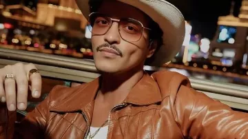 Bruno Mars The Romantic Promo Brown Leather Jacket in Bruno Mars: The Romantic Tour | Live Nation UK