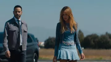 Veste Devon Windsor Lila portée par Morgan Gillory (Kaitlin Olson) telle que vue dans High Potential (S02E10)