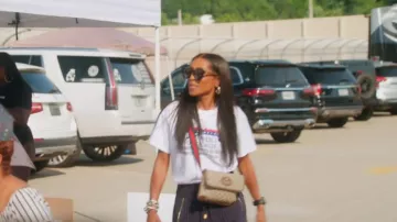 Cynthia Rowley Pantalon cargo à rayures fines porté par Jackie Walters tel que vu dans Mariée à la médecine (S12E07)