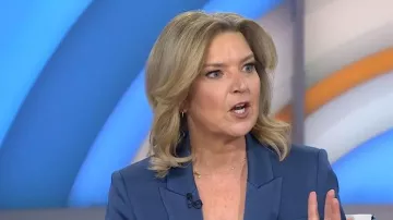 Veronica Beard Long & Lean Dickey Jacket worn by Christine Romans as seen in Today on January 21, 2026