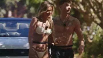 SHEIN Swim Chiccia Simple Glossy Fabric Underwired Push Up Adjustable Strap Tie Side Backless Top worn by Helena Ford as seen in Love Island: All Stars (S03E01)