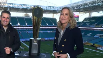 Veronica Beard Savoy Cable-knit Dickey worn by Lara Spencer as seen in Good Morning America on January 19, 2026