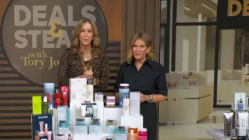 Akris Short Sleeve Shirt Dress worn by Tory Johnson as seen in Good Morning America on January 22, 2026