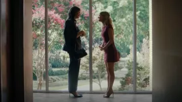 Aritzia Babaton FigureKnit™ Priestly Dress worn by LeeAnn Kreischer (Arden Myrin) as seen in Free Bert (S01E06)