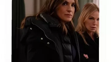 Law and Order SVU S27 Olivia Benson Black Puffer Hooded Jacket worn by Olivia Benson (Mariska Hargitay) in Law & Order: Special Victims Unit